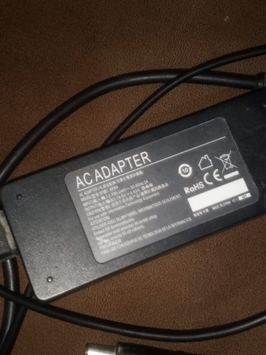 90w laptop power adapter - 90w,