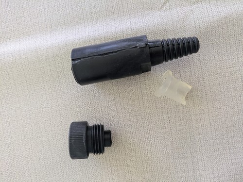 Cask breather vent - vent, for