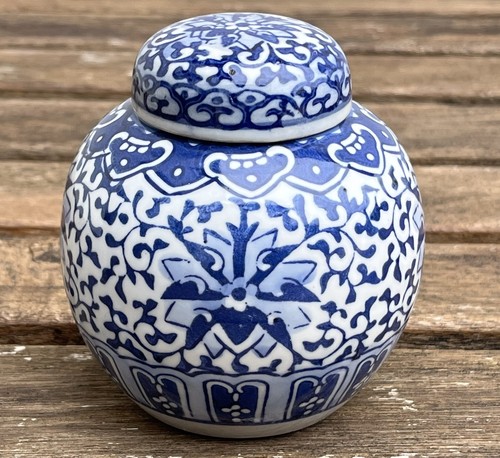 Vintage chinese blue - chinese, white