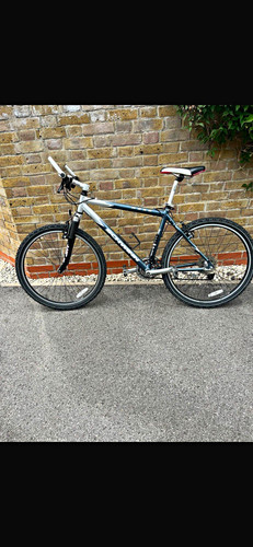 Schwinn hybrid bike - schwinn, 700c