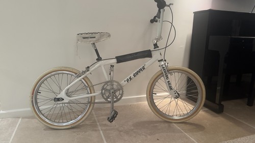 Ripper 1982 loop tail - pk,