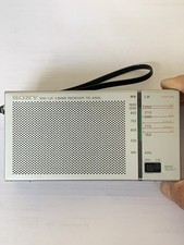 VINTAGE RADIO SONY  2 BANDS