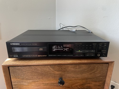 Pioneer 7050 player - pioneer,