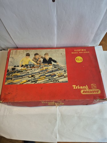 Triang diesel freight - triang, rs.11