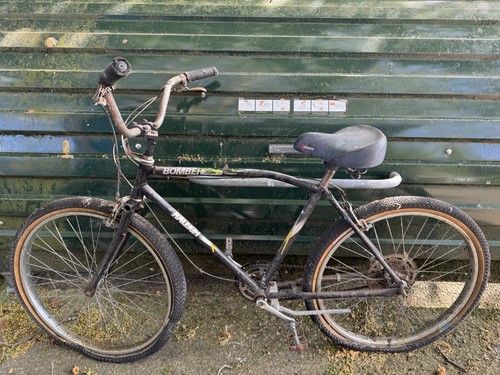 Old school raleigh bomber - raleigh,