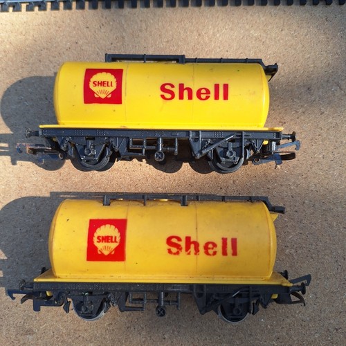 Hornby shell tankers oo - shell,