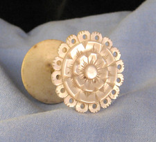 VICTORIAN ANTIQUE MOTHER OF PEARL SEWING BOX COTTON REEL SPOOL THREAD BOBBIN
