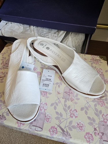 Pavers sandals size genuine - pavers,