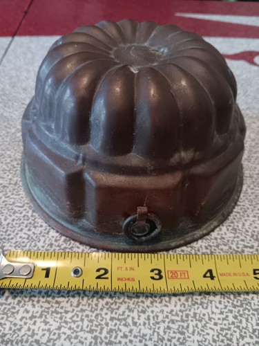 Antique copper cake bundt - copper,
