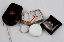 Vintage SANGAMO/Ilford Weston Master V Light Meter , Original Case & Invercone