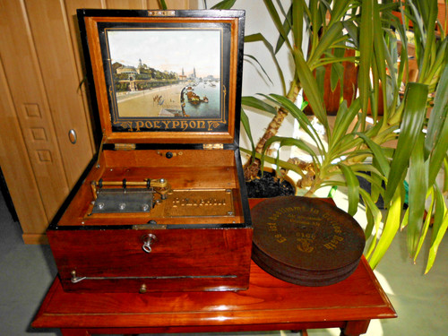 Clock polyphonic music box - clock,