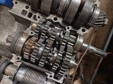 Suzuki T125 Stinger  gearbox 