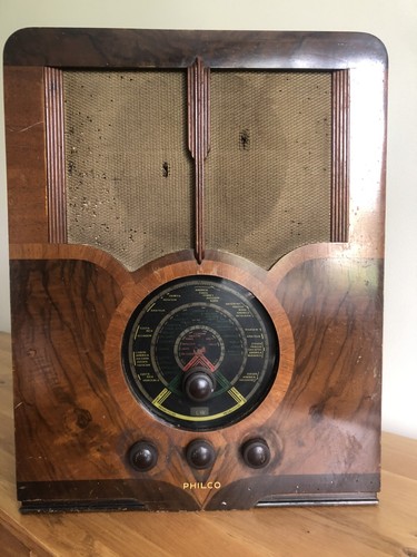 Large philco valve radio - philco,