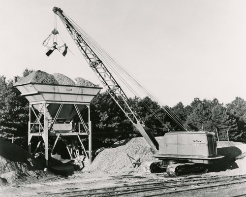 Bucyrus erie crane - bucyrus-erie,
