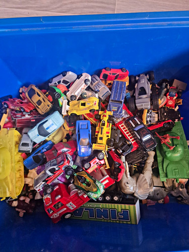 Mixed toys diecast plastic - mixed,