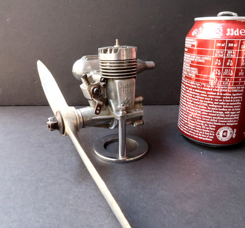 Vintage model engine thunder - vintage,