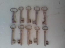 10 no. Vintage/Antique Iron