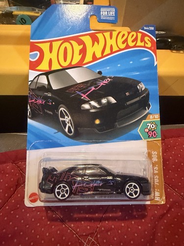 Hot wheels nissan skyline r - nissan, gt-r
