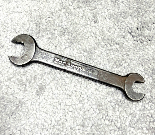 Vintage open end wrench - open, 6"