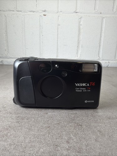 Yashica compact 35mm - compact, film