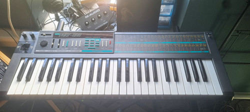 Korg poly 800 - korg, poly-800
