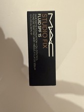 M·A·C Mac Studio Fix Fluid