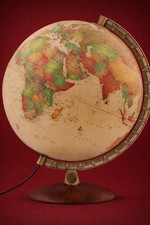 Nova  Rico Antiquus Globe