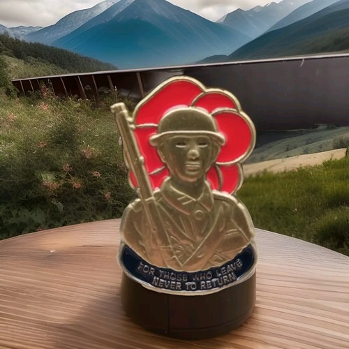Poppie soldier pin badge very - soldier,