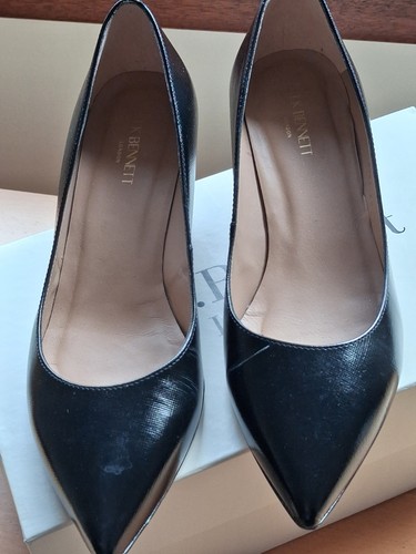 Bennett black patent - l.k.,