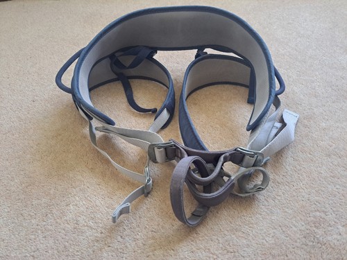 Petzl corax climbing harness - corax,