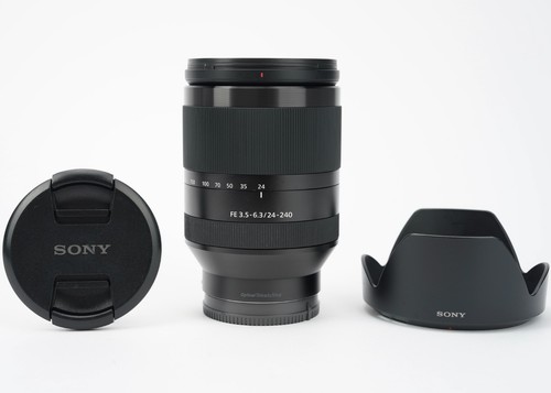 Sony 240mm 5 6 - 24-240mm, oss