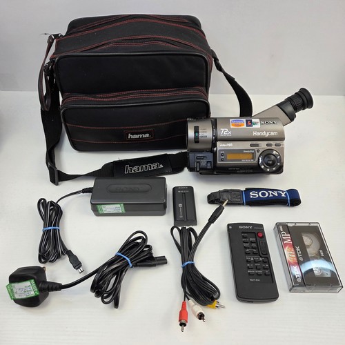 Sony ccd tr713e handycam video - sony,