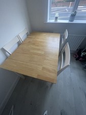 Farmhouse Style Extendable dining table & 4 Chairs