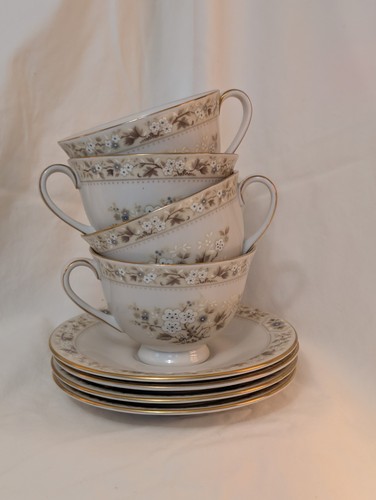 Vintage royal doulton - royal,