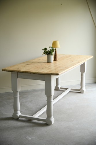 Large rustic pine farmhouse - large,