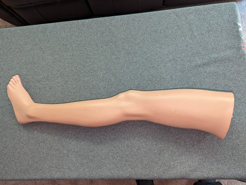 Vintage mannequin leg - vintage,