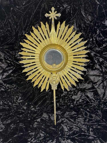 Antique gold gilded - gold,