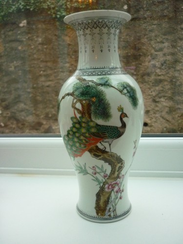 Porcelain chinese vase hand - porcelain,