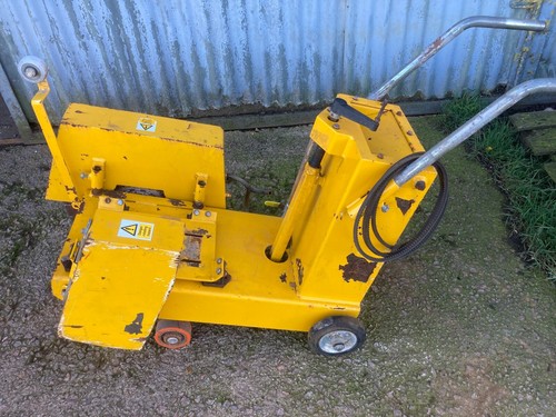 Floor saw road - saw,