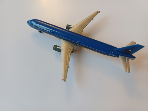 Herpa wings diecast - wings, airliner