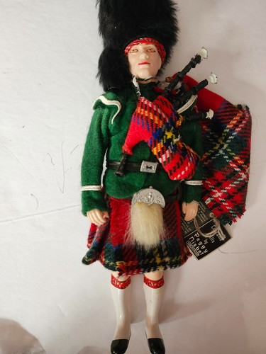 Peggy nisbet scots piper b339 - nisbet,