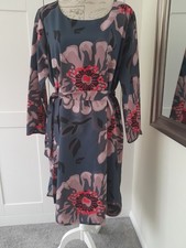 Michaela Louisa graphic floral