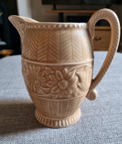 Sylvac falcon ware jug no - ,