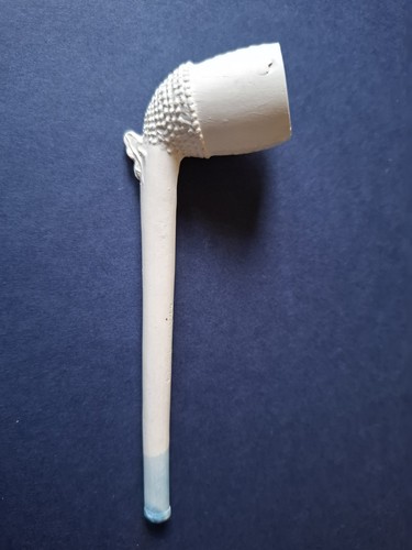 Antique clay pipe - antique, pipe.