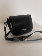 The Bridge Medium Black