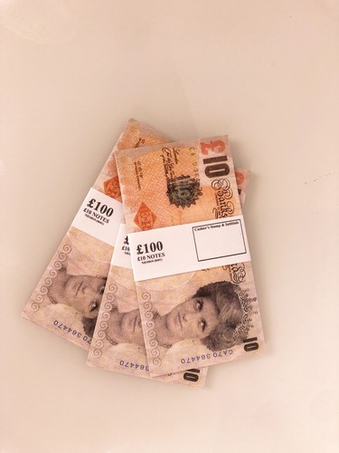 100 banksy di faced - £100, of