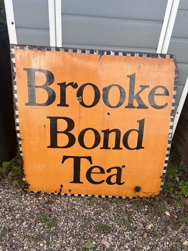 Vintage large brooke - bond, tea