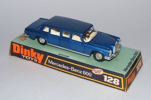 Dinky toys 128 mercedes benz - dinky,