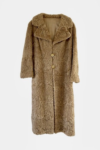 Vintage lamb fur coat - size, s