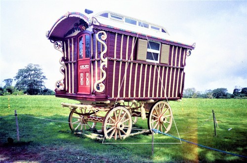 Mollycroft showmans living - showmans,